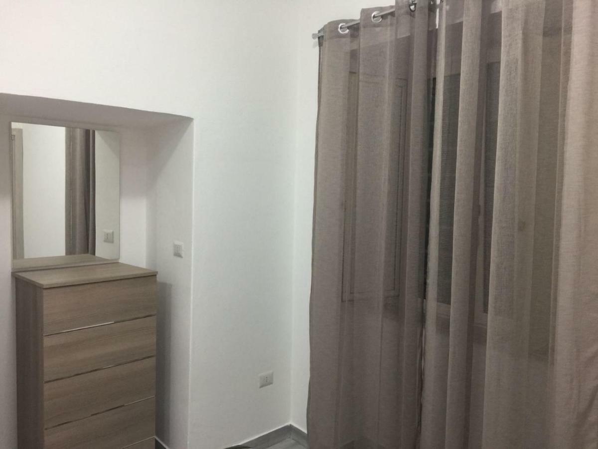 Alloggio Tulipano Lägenhet Acerra Exteriör bild